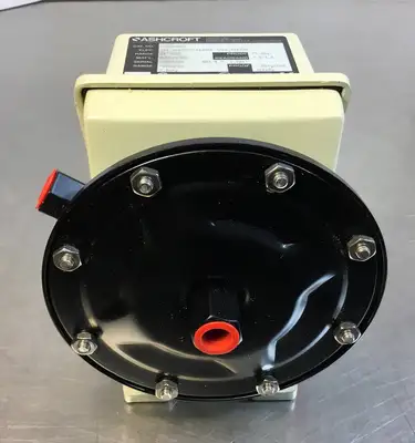 Ashcroft Pressure Switch LDSN4GB25 125/250/480 VAC 30" H2OD 1/2A 21.6PSI 6B