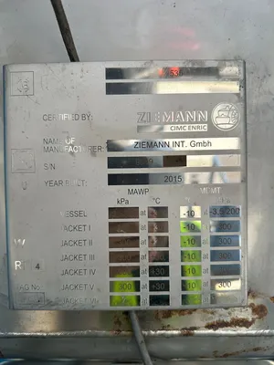 2015 ZIEMANN BAUER 27,000 GALLON Stainless Steel Tanks | Perry Equipment (5)