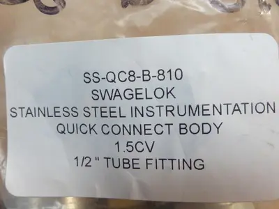 USED SWAGELOK SS-Q38-B-810