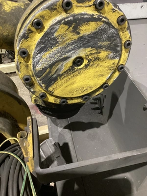 USED FANUC R-2000iB/210F