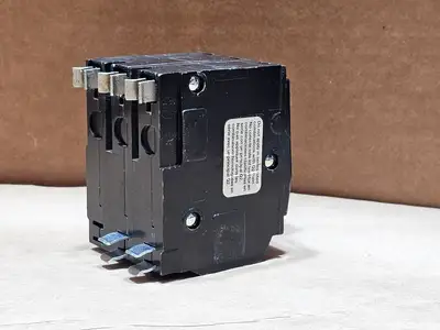 USED SQUARE D QO340