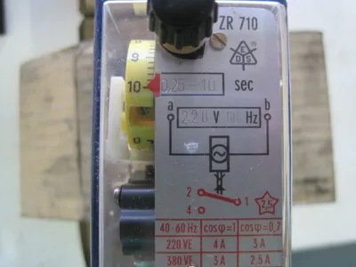 NEW ZEITRELAIS ZR 710 RELAY ZR710