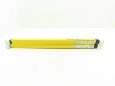 Schmersal SLC440-ER-0490-14-01 Safety Light Curtain Transmitter & Receiver Set