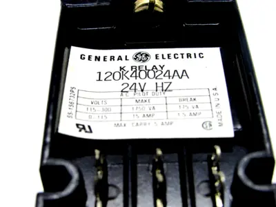 NEW GENERAL ELECTRIC CR120K4002AA RELAY