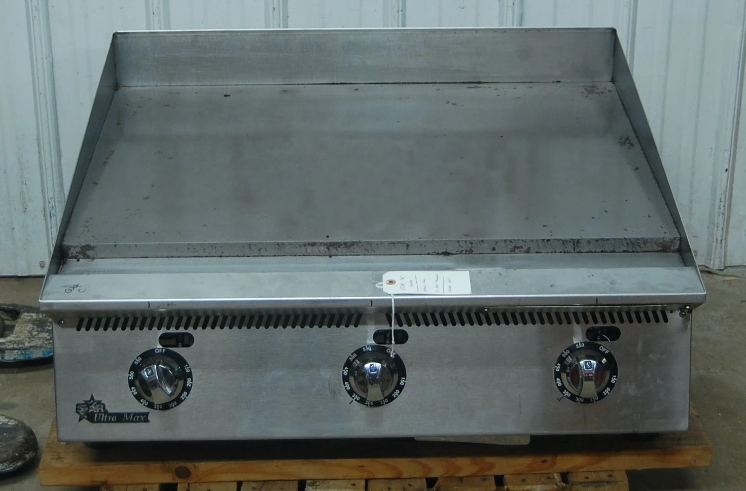 142-0801 Star Ultra Max 836TA 36″ Heavy Duty Natural Gas Flat Top Griddle