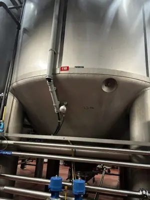 1995 MUELLER 16,600 GALLON Stainless Steel Tanks | Perry Equipment (3)