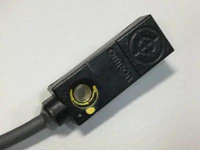 USED OMRON TL-W3MC1
