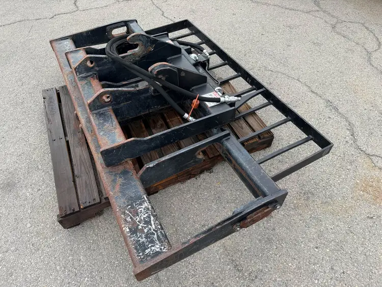 Used JLG 72" TILT CARRIAGE Forklift Attachments Utah US | Global Remarketing #1331732