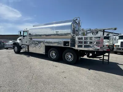 Used 2013 MACK GU713 Fuel & Lube Trucks Texas US | MCO Truck & Equipment #1513765