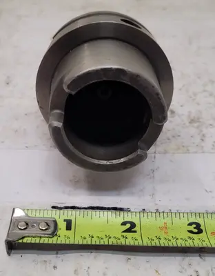 Used KENNAMETAL SEF100120RHSK63AM Misc Industrial Equipment Kentucky US | Aucto #687903