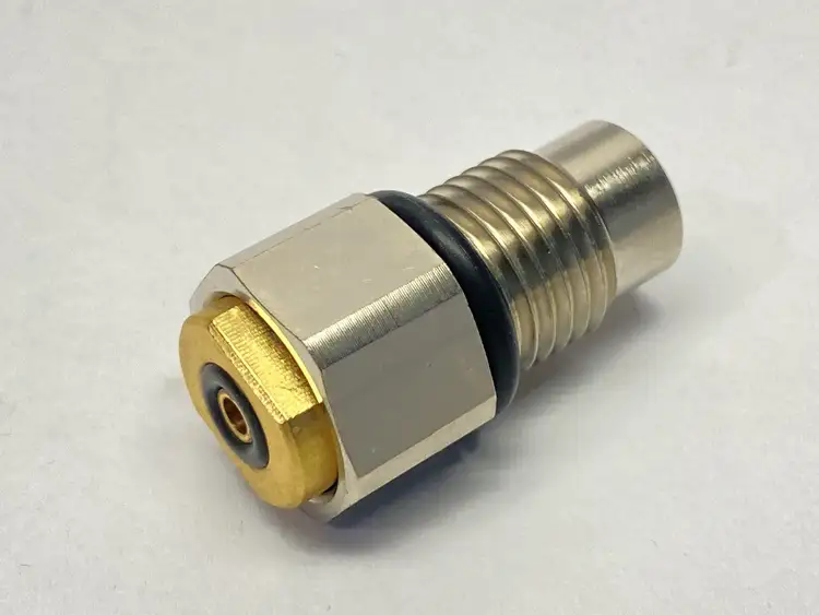 Used CEJN QUICK DISCONNECT NIPPLE QUICK-SEAL M14X1.5 CONNECTION 145PSI Disconnects | Maverick Industrial Sales #1100934