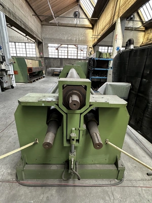 FAMAR 3-Rolls Plate Bending Rolls, in good used condition, POA