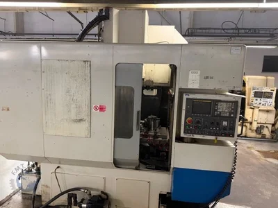 Used 2001 DAEWOO ACE-V400 Vertical Machining Centers SK | F.M.T. Group s.r.o. #1245962