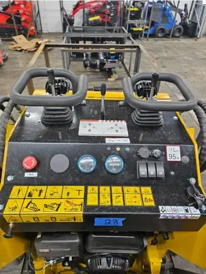 AGT Mini Skid MXMRT14