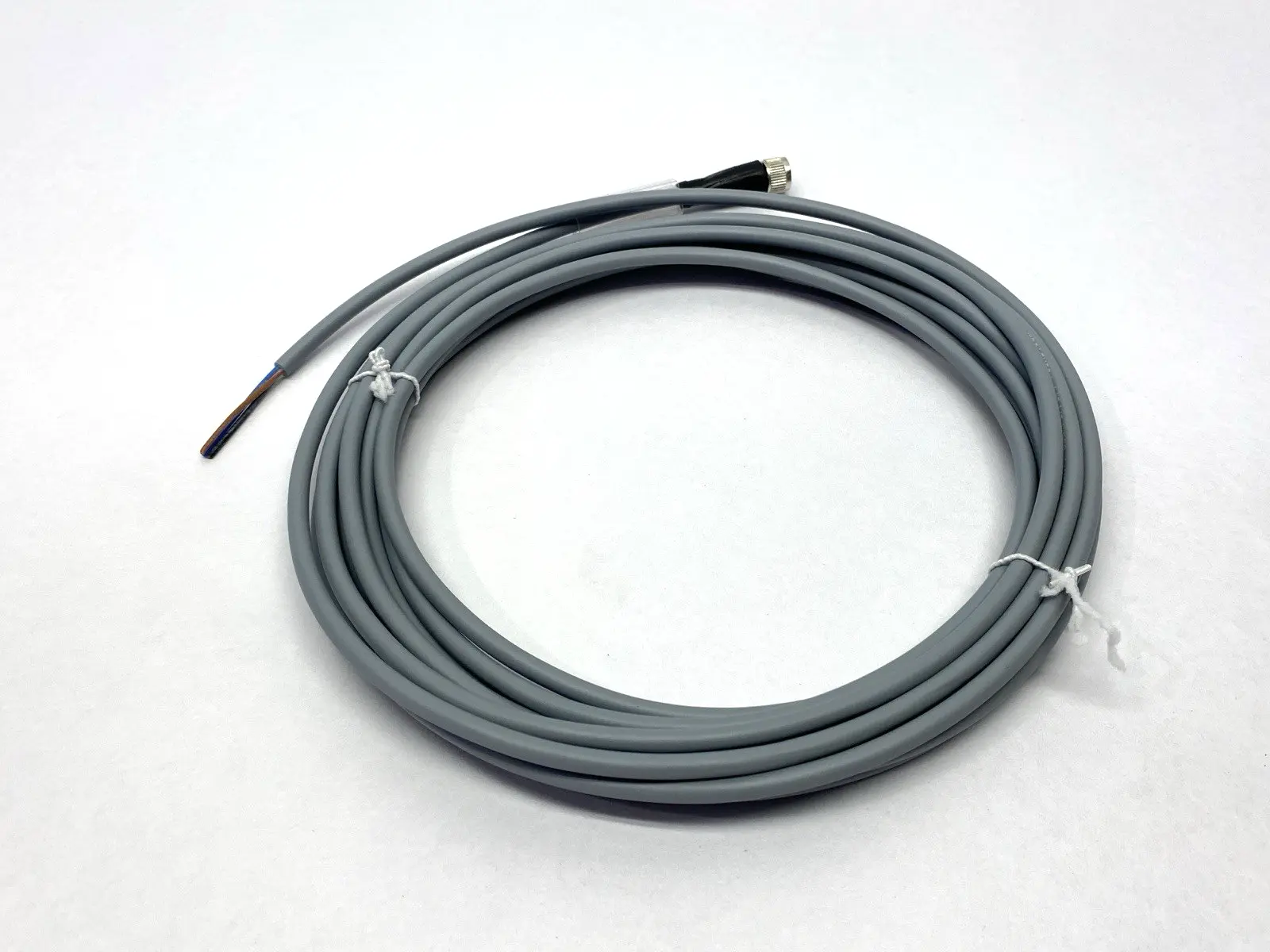 New | in-Stock PEPPERL+FUCHS SINGLE-ENDED CABLE M8 FEMALE CONNECTOR 3-PIN 024772 Cable & Wire Michigan US | Maverick Industrial Sales #1091683