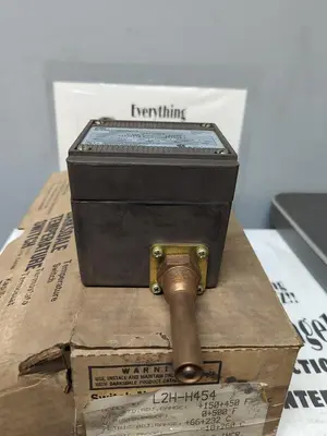 New | in-Stock BARKSDALE L2H-H454 Relays & Switches | Surplus Asset Holdings #1205676