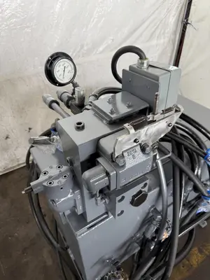 300 TON M&N 4-POST HYDRAULIC HOBBING PRESS. STOCK # 1224124.