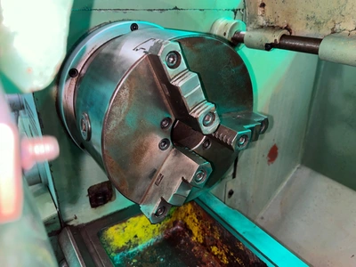 CY 1640G LATHE | ESP Machinery Australia Pty Ltd (4)