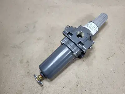 NEW FISHER 67DFR-25/T40F/T2/TB