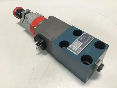 USED BOSCH 0 811 402 012 / EX