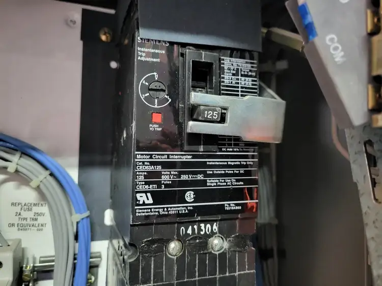 Used SIEMENS CED63A125 Switchgears British Columbia CA | Lenmark #242164
