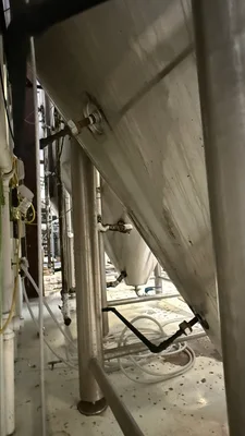 ABE 30 BBL (930 Gallon) Unitank Fermenter – Glycol Jacketed & Insulated
