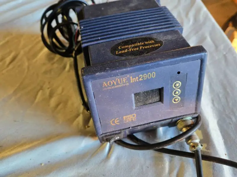 Aoyue Int2900 Lead-Free Soldering Station - Untested