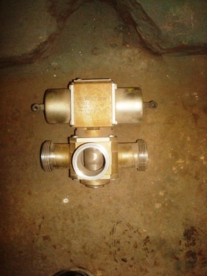Worcester 50Mm 3 Way Pneumatic S/S Valve