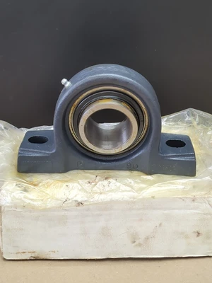NEW Federal Mogul BCA P 90-R