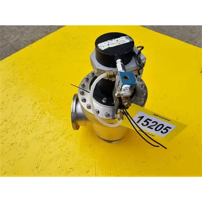 Used Stainless Steel Sanitary MDC 4" Vacuum Angle Valve - LAV-400-PAA-03
