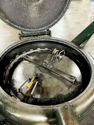 Barrett Kine-Spin 1100-E carrier type chip spinner.