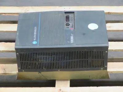 Used ALLEN BRADLEY 1336 VT-B005-EAN-FA2-L3 AC Drive Control Module Texas US | Aucto #1307009