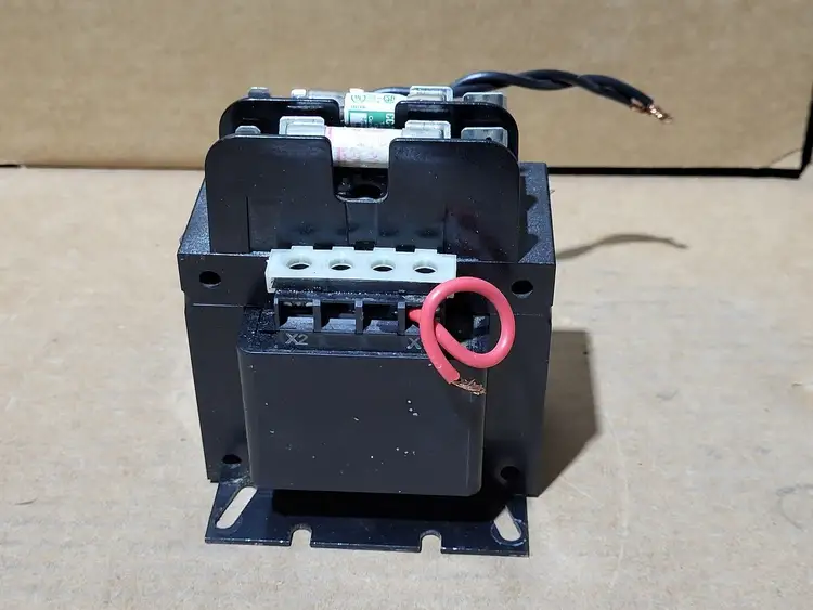 Used ALLEN-BRADLEY 1497-C-CXSX-3-N Transformers British Columbia CA | Lenmark #408983
