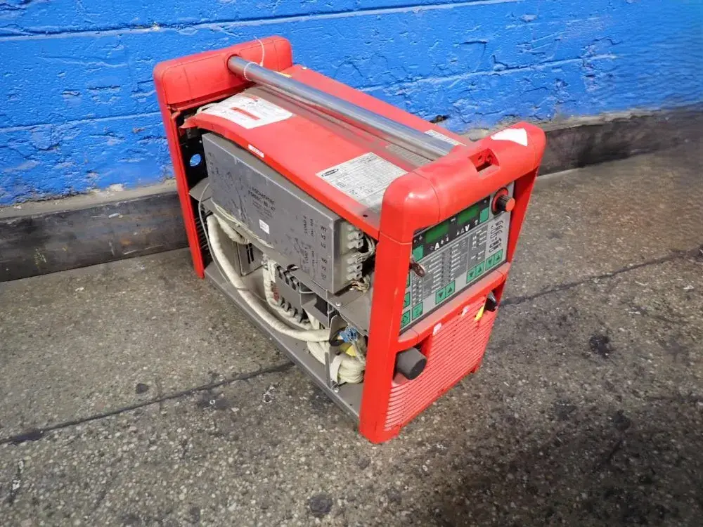 USED 2009 FRONIUS TRANSPULS SYNERGIC 4000 MV