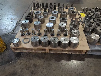 Used _UNKNOWN_ _UNKNOWN_ Punches & Dies Texas US | IRS Auction #1320647