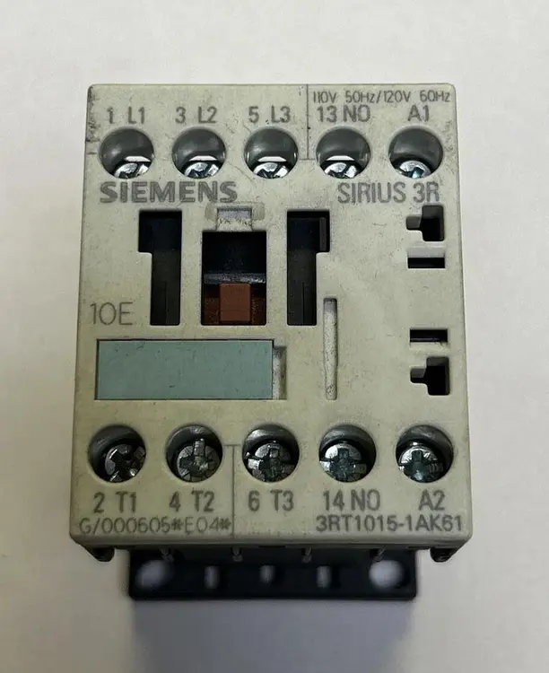 Used SIEMENS 3RT1015-1AK61 Miscellaneous Equipment (Electrical & Power) Ohio US | Surplus Asset Holdings #1209411