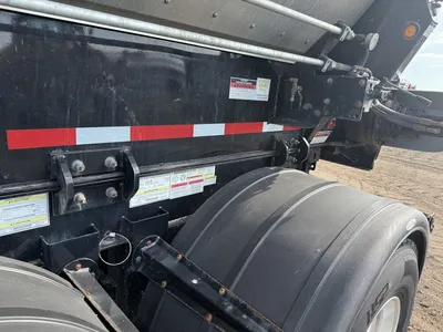 Used 2025 TROUT RIVER LIVE BOTTOM Dump Trailers Minnesota US | Carco Truck & Equipment #1514093