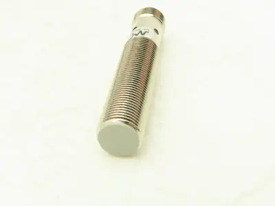 Micro Detectors AM1-AP-1H Inductive Proximity Switch/Sensor 10-30VDC 18mm OD