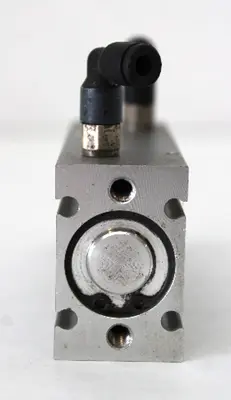 USED SMC CDUK20-30D