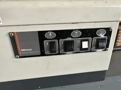Used MITUTOYO PJ3000 Inspection Machines GB | Charter Auctions #1482221