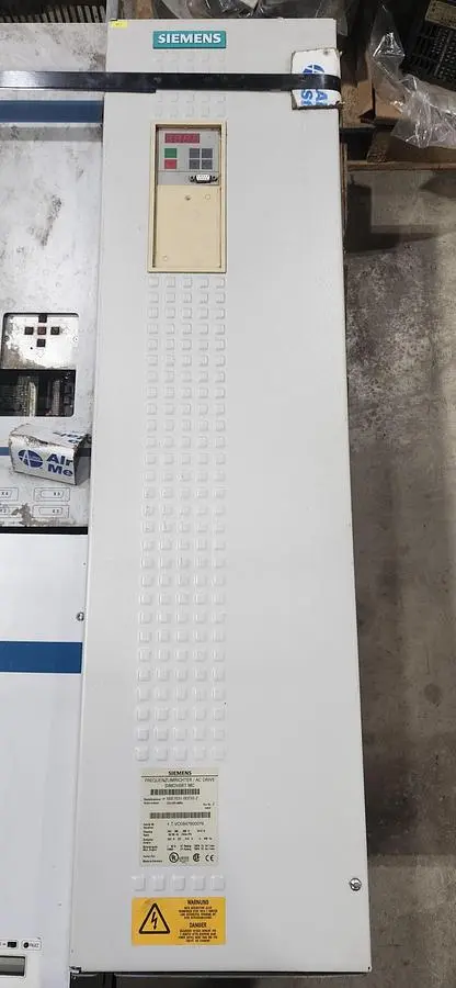 USED SIEMENS 6SE7031-0EE50-Z