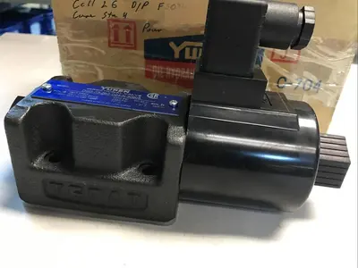 USED YUKEN DSG-03-2B3-D24-N-5090