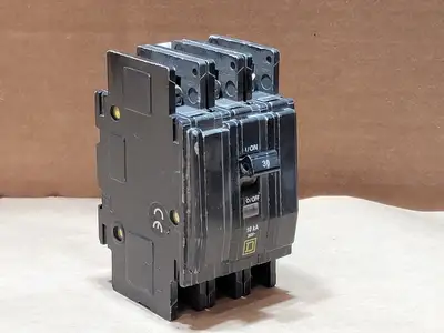 USED SQUARE D QOU330