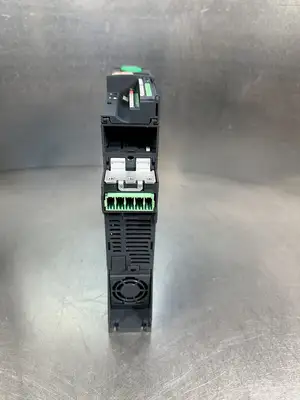 Schneider electric ATV320U07N4B Drive Each (BIN-1.3.1)