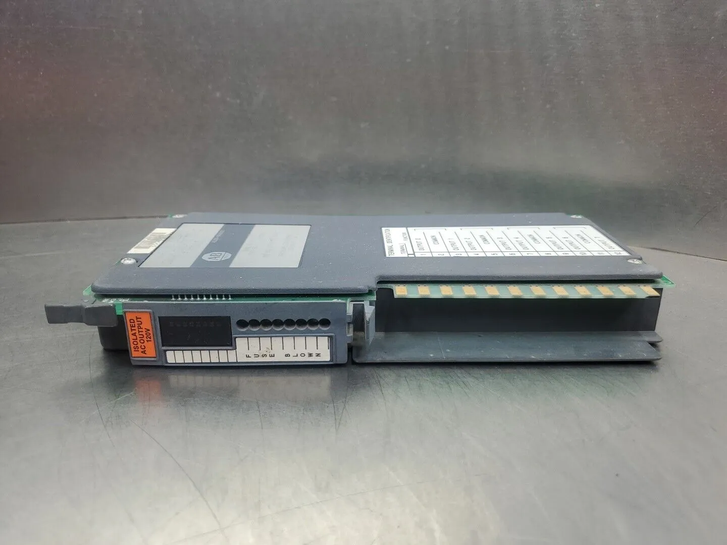 Allen-Bradley 1771-ODZ 120VAC Isolated Output Module. 3E-37