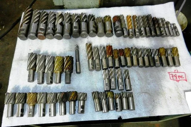 ROUGHING END MILLS