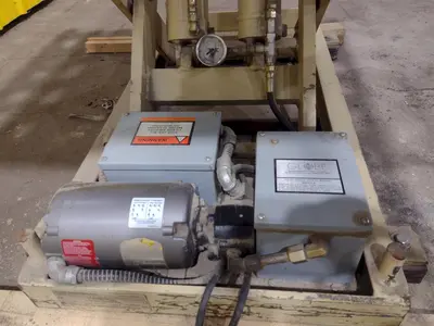 4,000 LBS X 72" X 36" GLOBE INTERNATIONAL HYDRAULIC SCISSOR LIFT TABLE, 110 VOLT: STOCK #20941