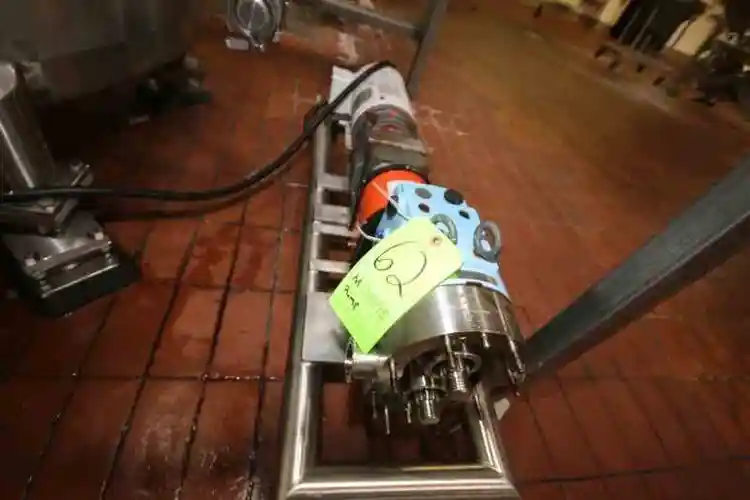 Used SPX FLOW 030 Positive Displacement Pumps New Jersey US | Phoenix Equipment Corp #175900