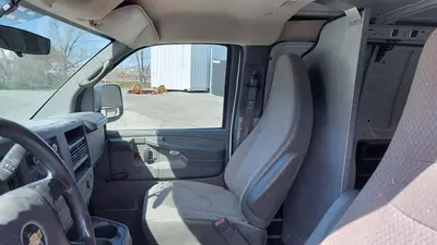 2013 CHEVROLET EXPRESS 2500 Vehicles | Platinum Group (19)