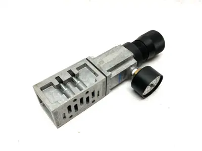 USED FESTO INTERMEDIATE PRESSURE REGULATOR PLATE 13000434